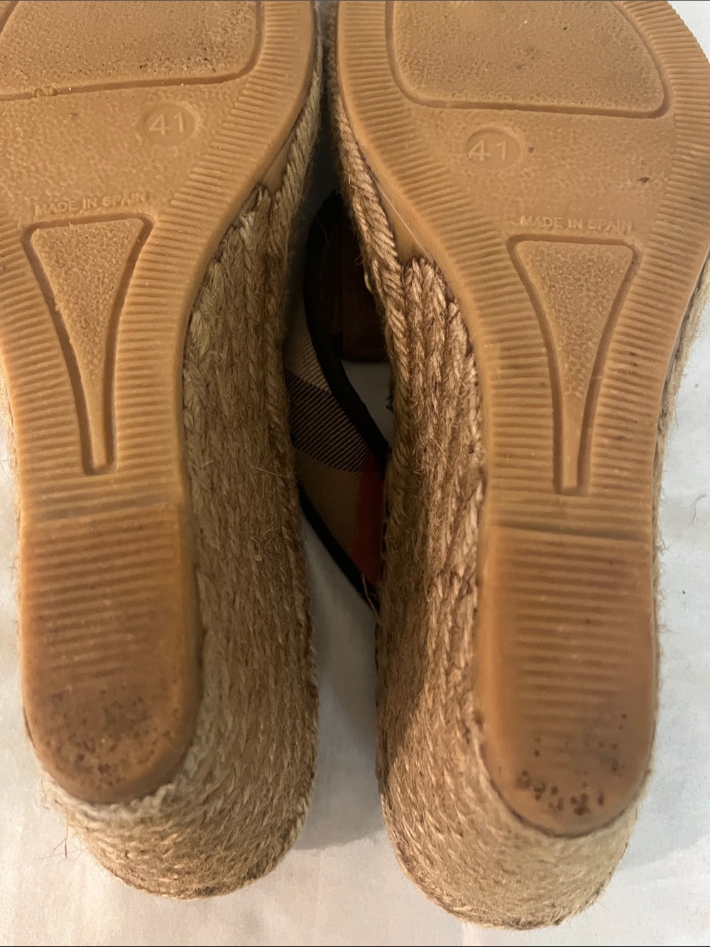 Burberry Tan and Brown Check Espadrille Thong/Wedge Sandals - Picture 8 of 9